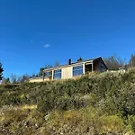بيت للعطل Architect Designed With Panoramic Views آل